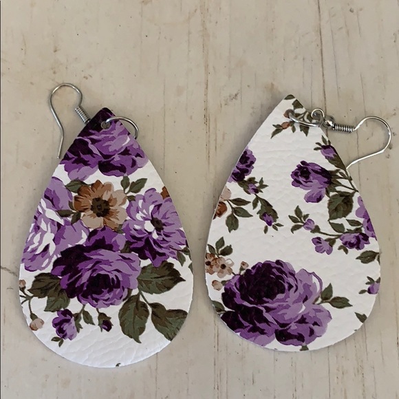 BOGO! Purple Flowered Drop Earrings - Picture 5 of 6